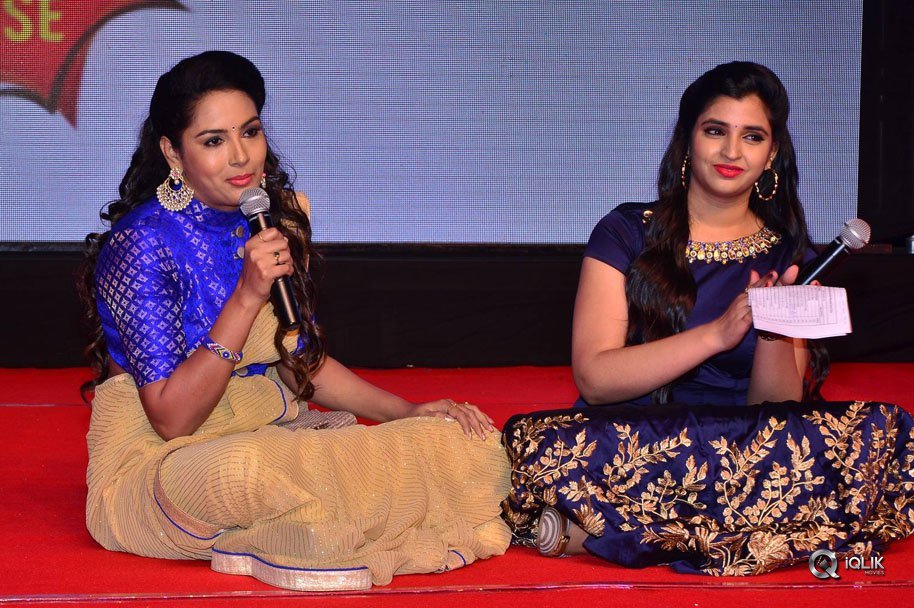 Next-Nuvve-Movie-Audio-Lunch